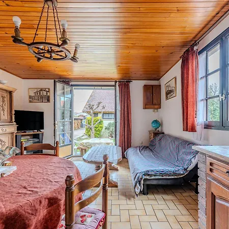 Blanche Neige בית נופש *